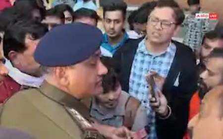 इंदौर: वेलेंटाइन डे कार्यक्रम के दौरान बवाल, कॉलेज परिसर में हुई तोड़फोड़, पुलिस ने क्या कहा?