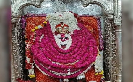 बनारस में है मां संकटा मंद‍िर, वनवास के समय पांडवों ने की थी यहां पूजा-अर्चना