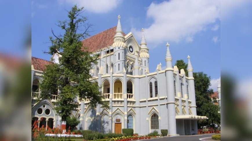 92 हजार कम्प्यूटर इंस्ट्रक्टर्स की नौकरी पर मंडराता खतरा टला, आउटसोर्सिंग आदेश पर हाईकोर्ट सख्त