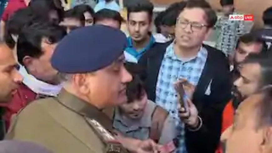 इंदौर: वेलेंटाइन डे कार्यक्रम के दौरान बवाल, कॉलेज परिसर में हुई तोड़फोड़, पुलिस ने क्या कहा?