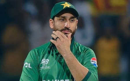 T20 WC में खराब प्रदर्शन के बाद PAK खिलाड़ियों पर लगा है 50-50 लाख रुपये का जुर्माना? PCB ने तोड़ी चुप्पी