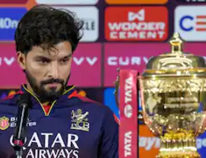 बतौर कप्तान पहले सीजन में IPL खिताब जीतने वाले खिलाड़ी, देखें लिस्ट में कितने भारतीय