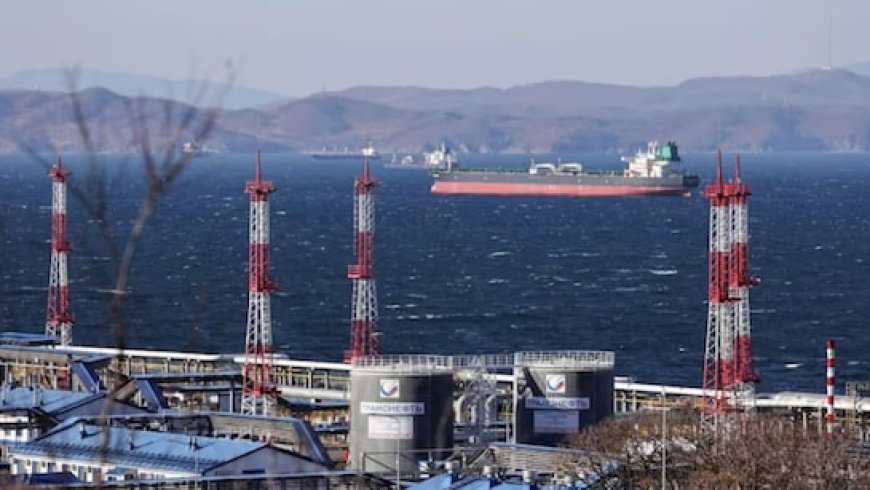 हमें किसी इजाजत की जरूरत नहीं' रूसी तेल के लिए ट्रंप की छूट पर भारत का बयान