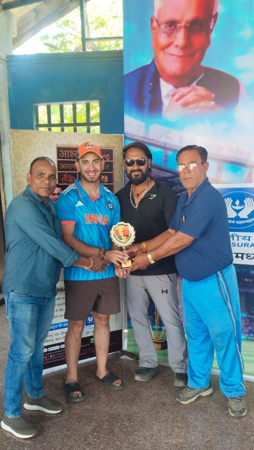 स्व. श्री कैलाश नारायण सारंग (बाबूजी) स्मृति 9th ऑल इंडिया मास्टर्स कप क्रिकेट टूर्नामेंट : विभागीय ग्रुप मे कमिश्नर इलेवन ने भोपाल पुलिस को 3 विकेट से जबकि कॉर्पोरेट ग्रुप मे साहेब इलेवन ने अल हम्द को 6 विकेट से हराया