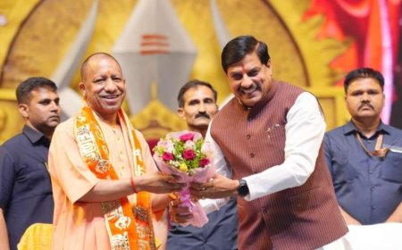 सीएम मोहन यादव और योगी आदित्यनाथ की अनूठी पहल, वाराणसी में सम्राट विक्रमादित्य नाटक का ऐतिहासिक मंचन