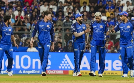 मुंबई इंडियंस को लगा IPL 2026 में बड़ा झटका, स्पिन ऑलराउंडर हुआ बाहर, 21 साल के प्लेयर को मिली जगह