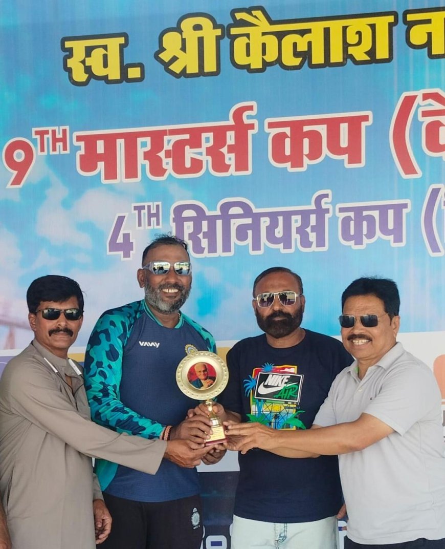 स्व. श्री कैलाश नारायण सारंग (बाबूजी) स्मृति 9th ऑल इंडिया मास्टर्स कप क्रिकेट टूर्नामेंट : वेटरन ग्रुप मे आईपीसीए ने गुरु इलेवन ग्वालियर को और कॉर्पोरेट ग्रुप मे टीम स्कोप ने शेड़ो हॉक्स को हराया