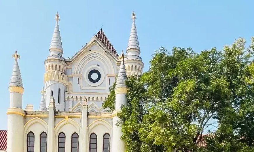 नाबालिग यदि स्वयं घर छोड़कर जाए तो साथ जाने मात्र से अपहरण नहीं बनता: मध्यप्रदेश हाईकोर्ट