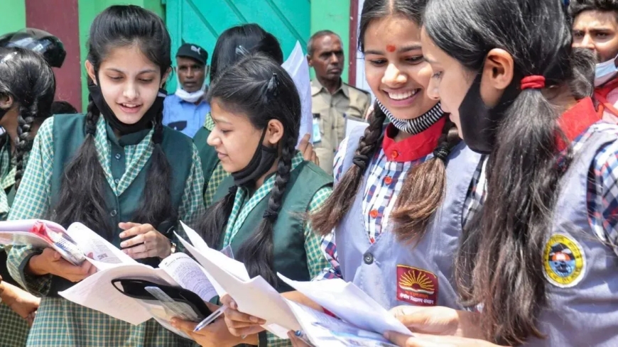CBSE 3rd Language Rule 2026: अब 9वीं-10वीं में तीन भाषाएं पढ़ना अनिवार्य, 1 जुलाई से लागू होगा नियम
