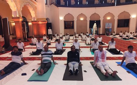 प्रदेश के प्रमुख पर्यटन स्थलों से गूंजा योग का वैश्विक संदेश, योग अपनाने का लिया गया सामूहिक संकल्प