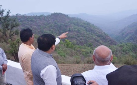 हिल स्टेशन कुकरू पहुंचे सीएम डॉ. मोहन, ग्रामीणों-महिलाओं ने बताया पहले से कितनी बेहतर हुई जिंदगी