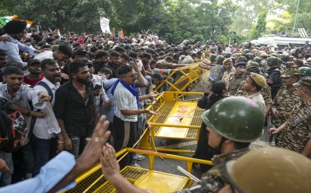 जंतर-मंतर के जिन प्रदर्शनकारियों पर FIR हो चुकी है, अब उन्हें वापस कैसे लें? क्या है कानूनी प्रक्रिया? स्टेप-बाय-स्टेप समझिए