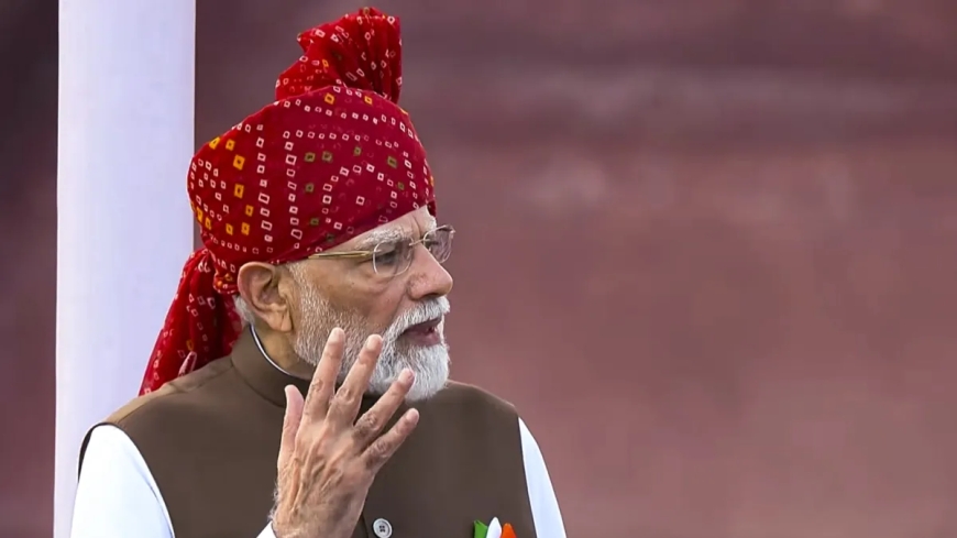 80 वें स्वतंत्रता दिवस पर 75 मिनट तक बोले पीएम मोदी, पढ़िए उनके भाषण की अहम बातें
