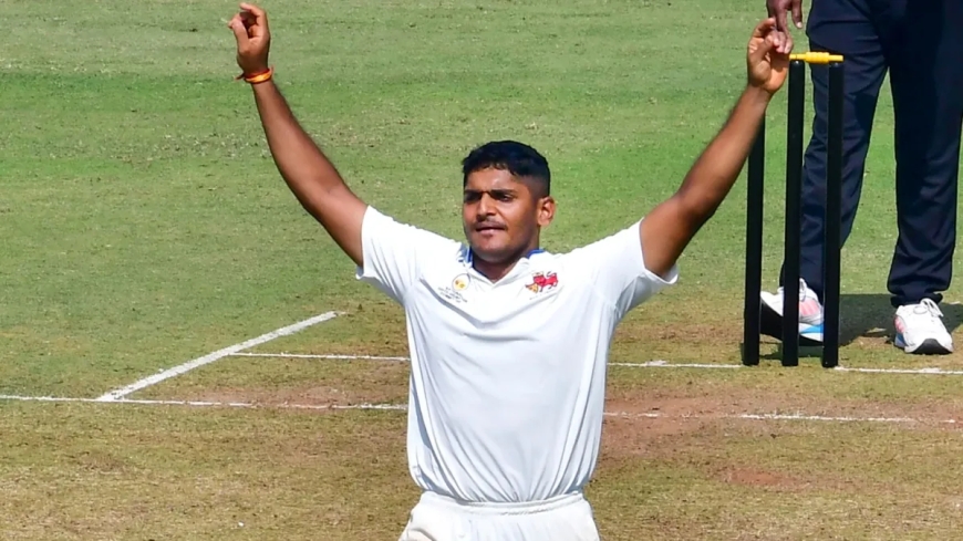 तुषार देशपांडे ने हैट्रिक लेकर मचाई सनसनी, सात ओवर में झटके पांच विकेट
