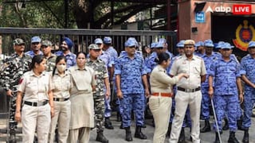 दिल्ली में प्रदर्शन: गृह मंत्रालय का एक और बड़ा फैसला, CJP प्रोटेस्ट के बीच उठाया कदम